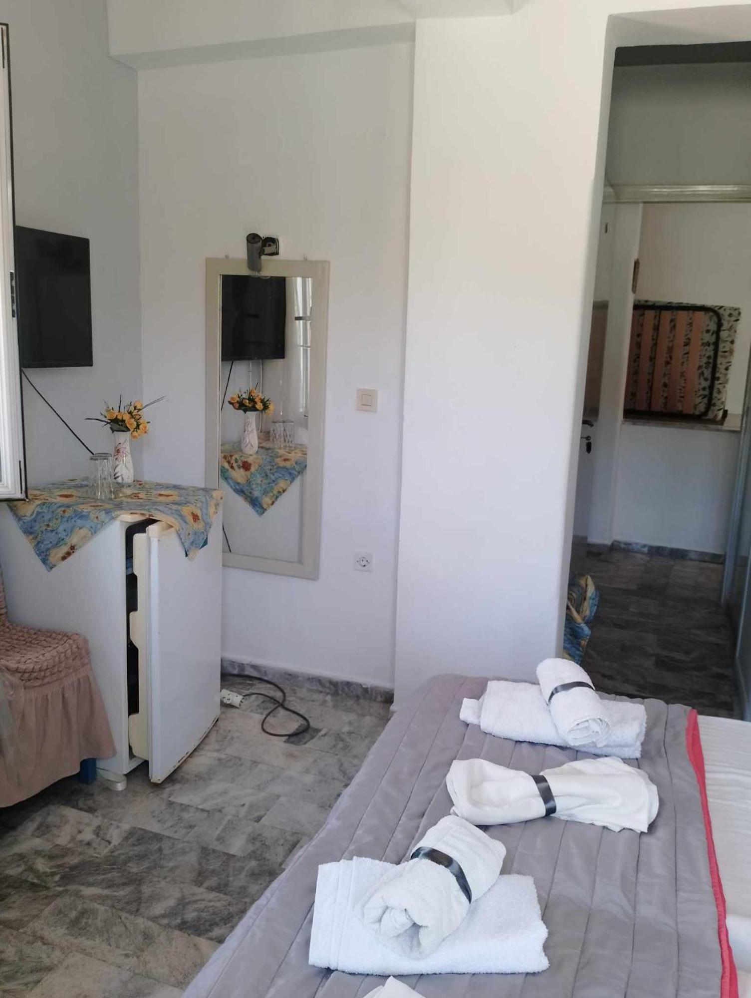 Cleios Rooms And Studios, Kalymnos 85200 Panormos  Kültér fotó